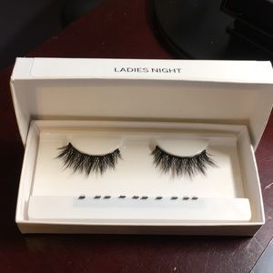 Tori Belle Ladies Night